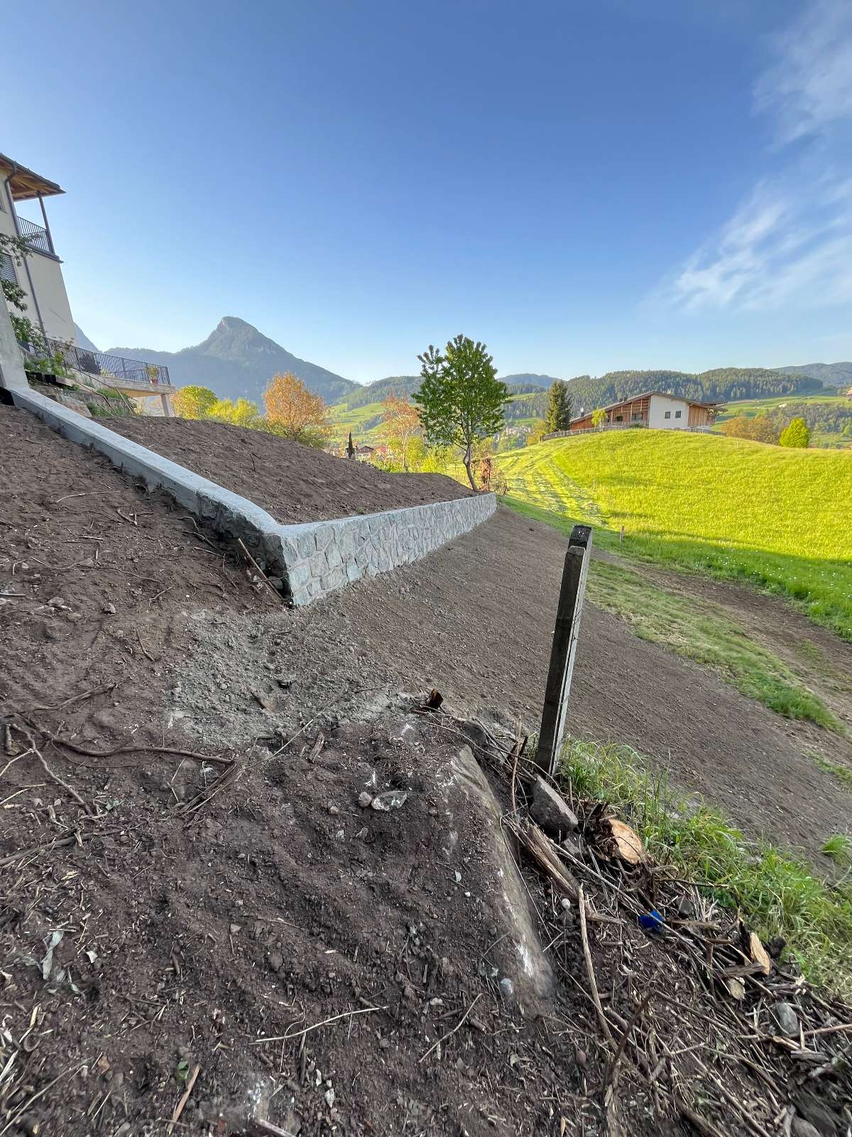 Errichtung einer Grenzmauer-1